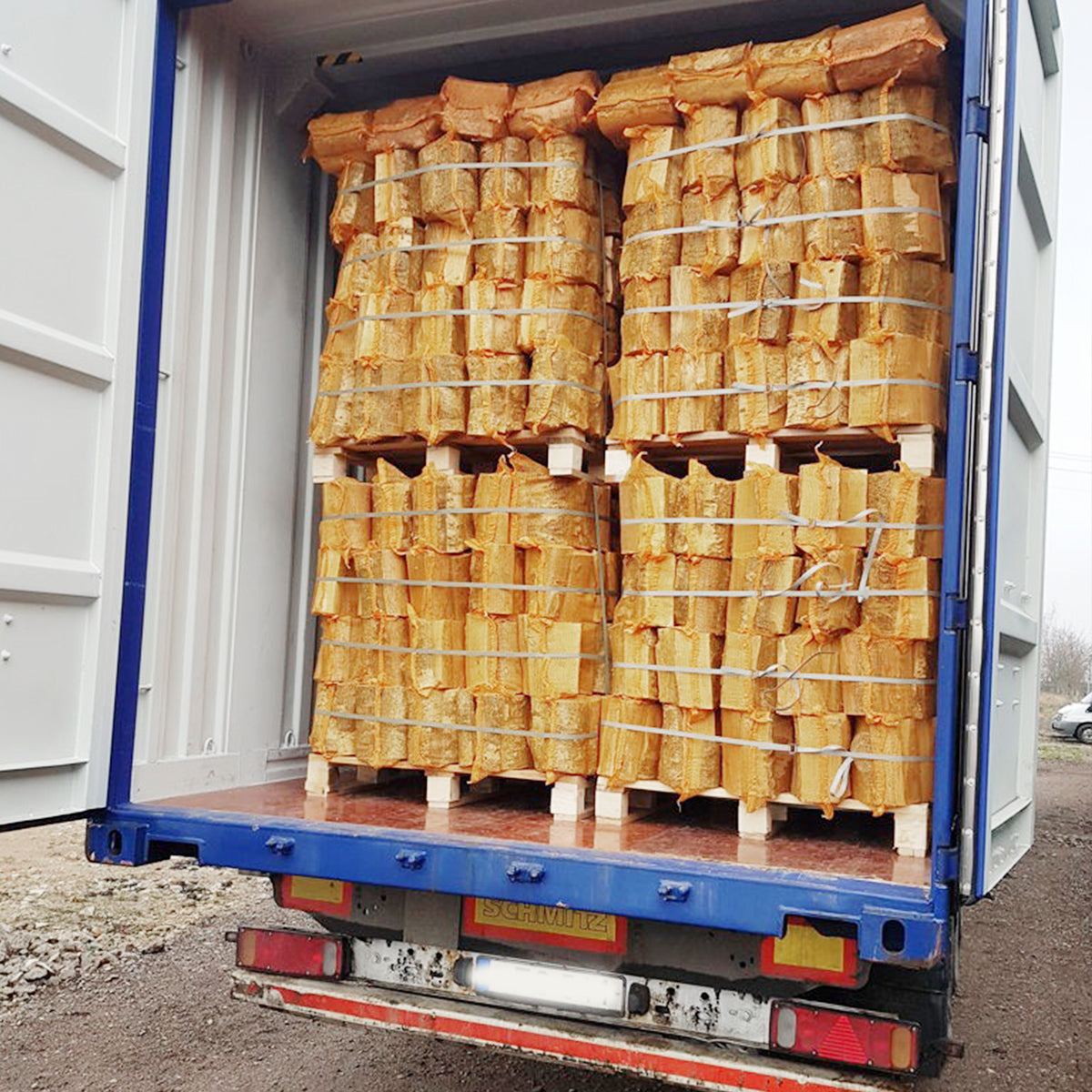 Koivuklapia lavalla 1771 kpl säkkejä (Koko perävaunu) - Ilmainen kotiinkuljetus.