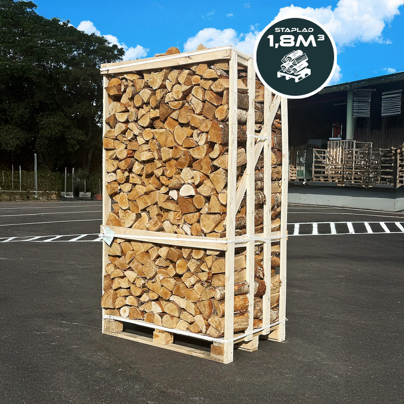 Koivuklapia, 1,8 kuutiota, pinottuna. Kuivattu koivuklapia - Ilmainen kotiinkuljetus koko Ruotsissa